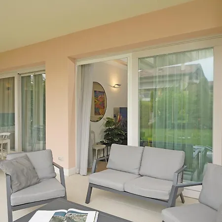 Alma Garda Apartment Sirmione